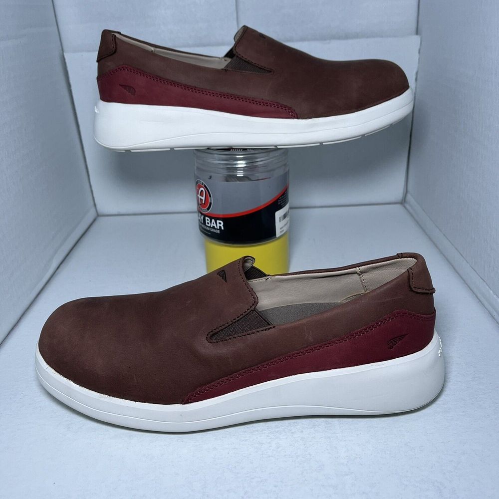 Red Wing Women's Brown Leather Cross Lite Slip On Shoes Aluminum Toe Size 8